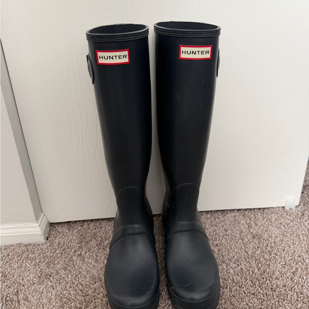 Hunter Navy Tall Rain Boots